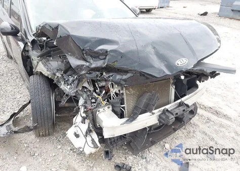 2021 Kia K5 Lx из США, поврежденный, VIN 5XXG24J21MG004918